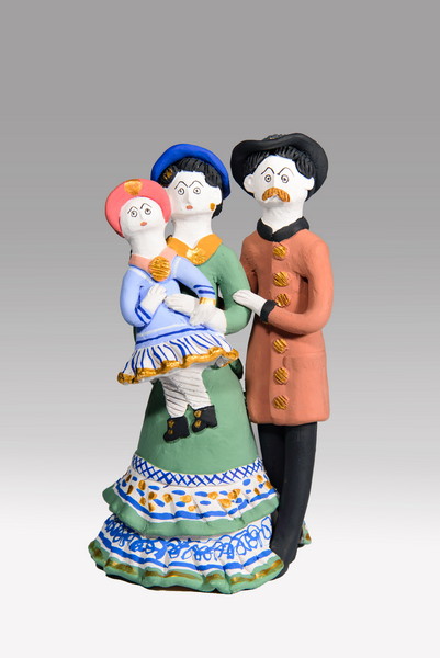 Тульская городская игрушка «Семья на прогулке» Бежина И.Д.